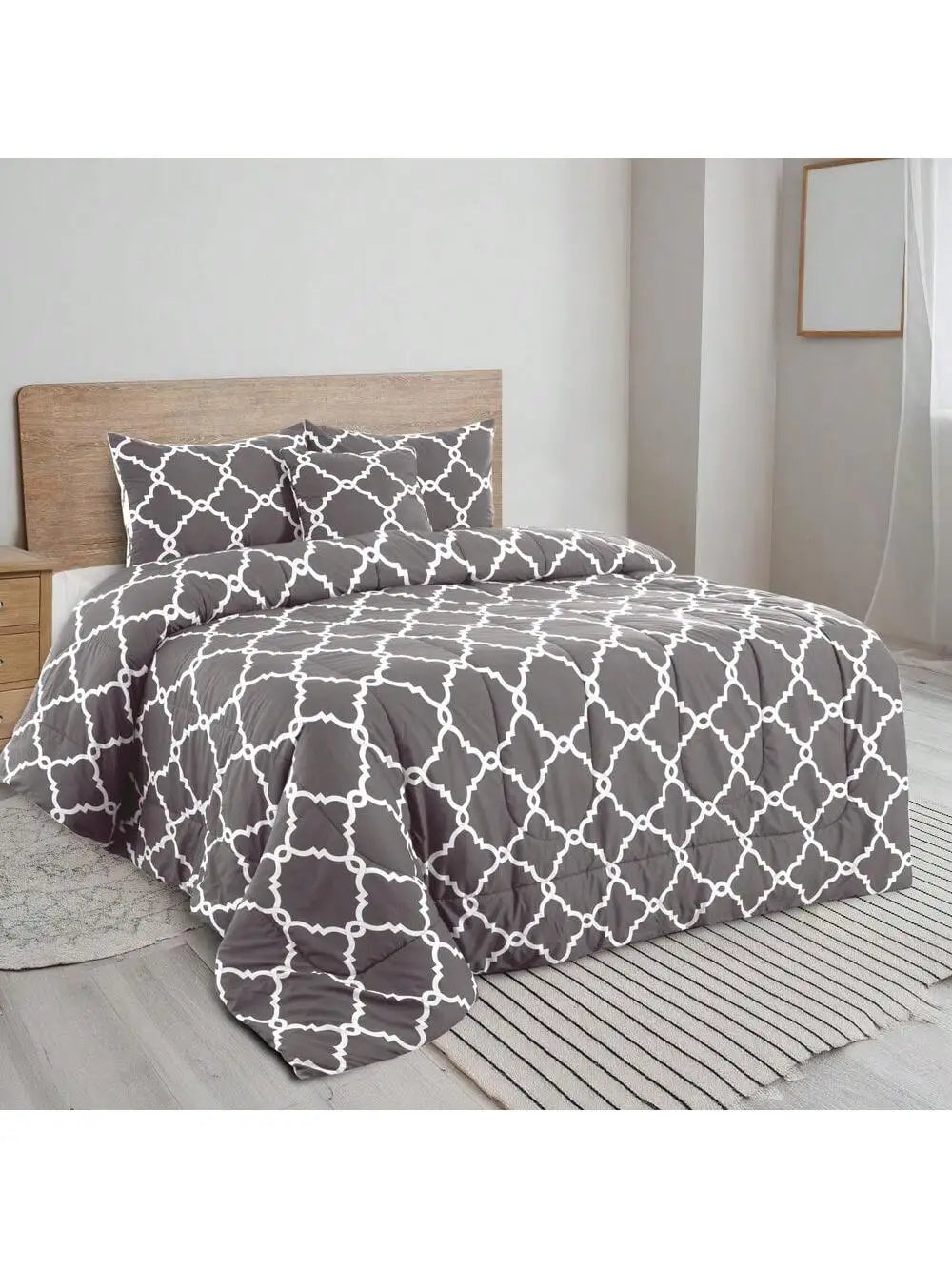 5 Piece Reversible Bedding Set